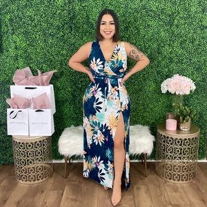 ❌SOLD OUT❌ Floral Maxi Dress